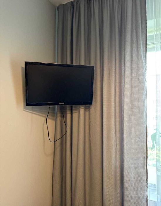 СУПЕР ЦІНА! 4-кімнатна квартира з новим ремонтом на Озерній