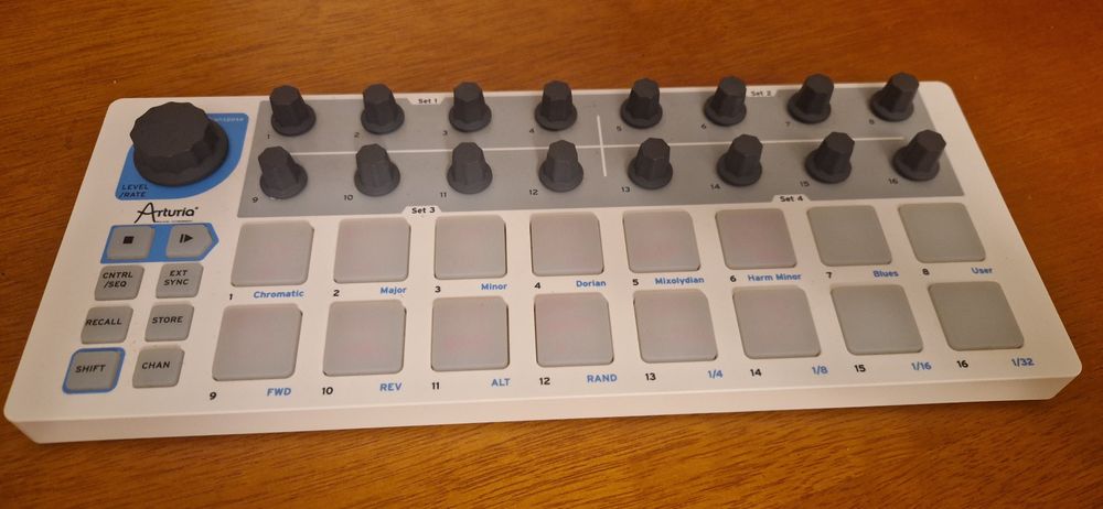 Arturia Beatstep