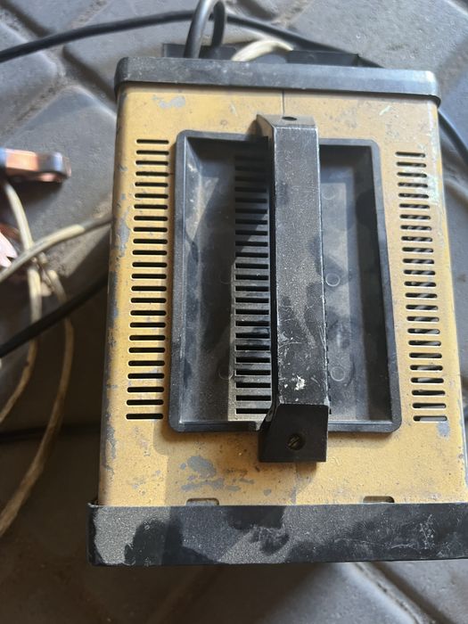 Зарядне Електроніка