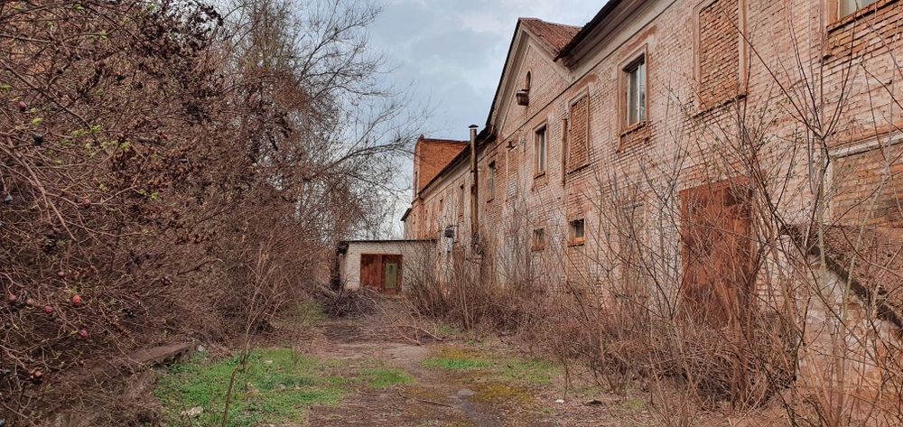 Гараж, кладовка, склад, погреб від 11 до 2000 м2 — знімайте лише ту площу, яка потрібна саме вам
