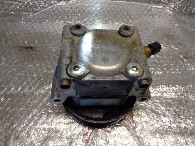 Pompa wspomagania Focus mk2 1.6 16v C max 4M513A696AD 104 BAR