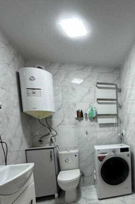 Продається 2-кімнатна квартира на Озерній з євроремонтом — 70 м², вул. Лісогринівецька