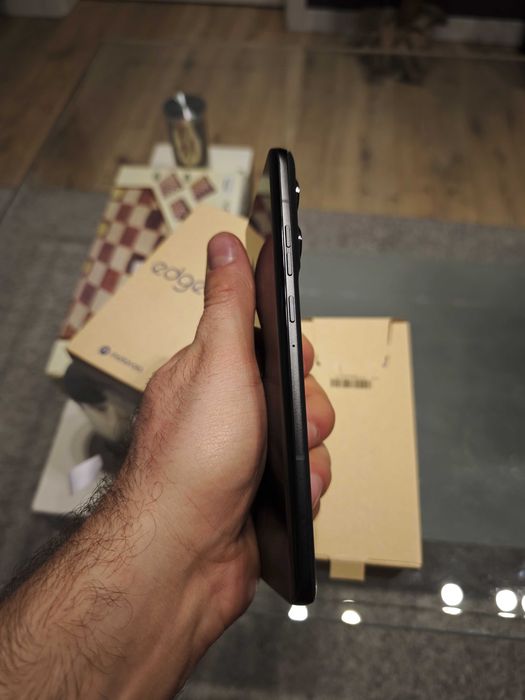 Smartfon Motorola edge 50 pro 12/512GB Funkcje AI Gwarancja