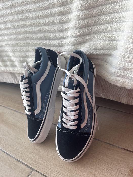 Vans usadas apenas 3x