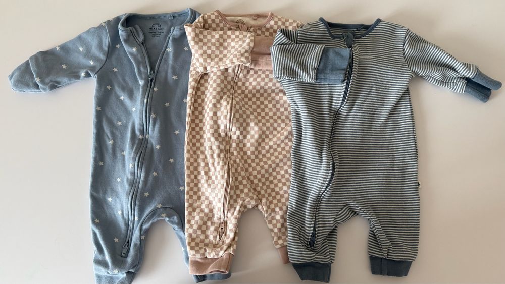 NEXT/ CARTER’S/SINSAY Продам чоловічки для немовляти (0–3 місяці)