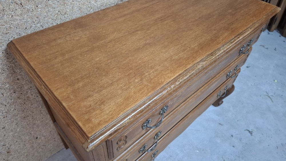 Komoda ludwikowska z szufladami