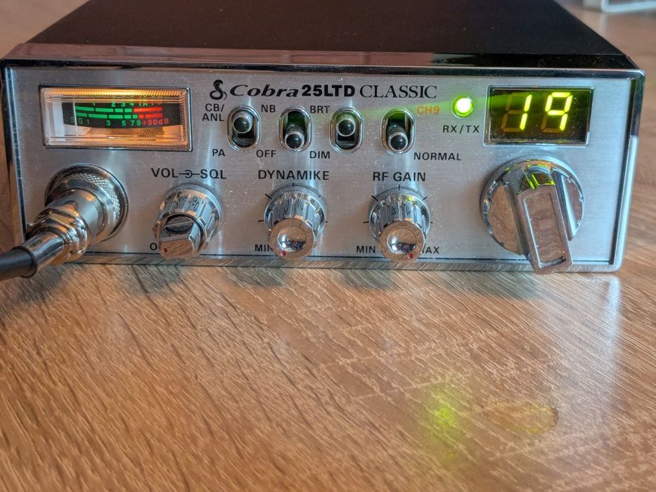 Cobra LTD 25 Classic CB radio