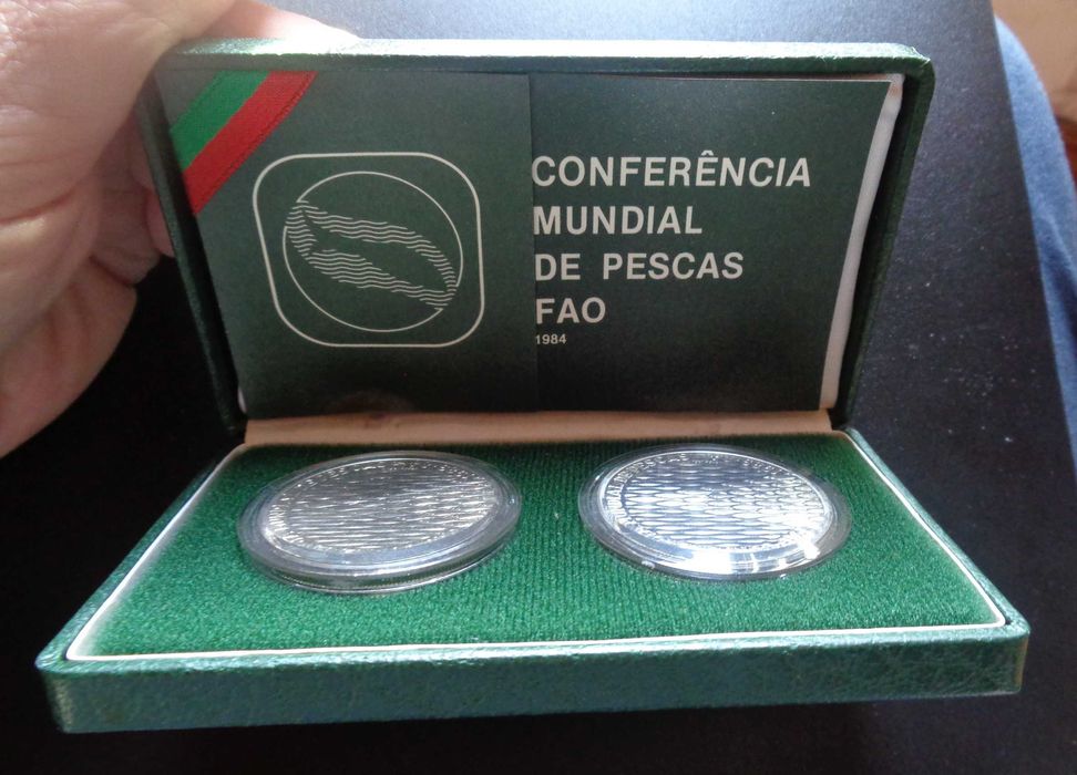 Estojo Proof com 2 moedas FAO-Pescas 1984