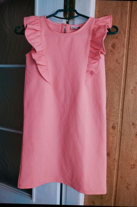 Сукня шикарна рубчик 140-146р рюши