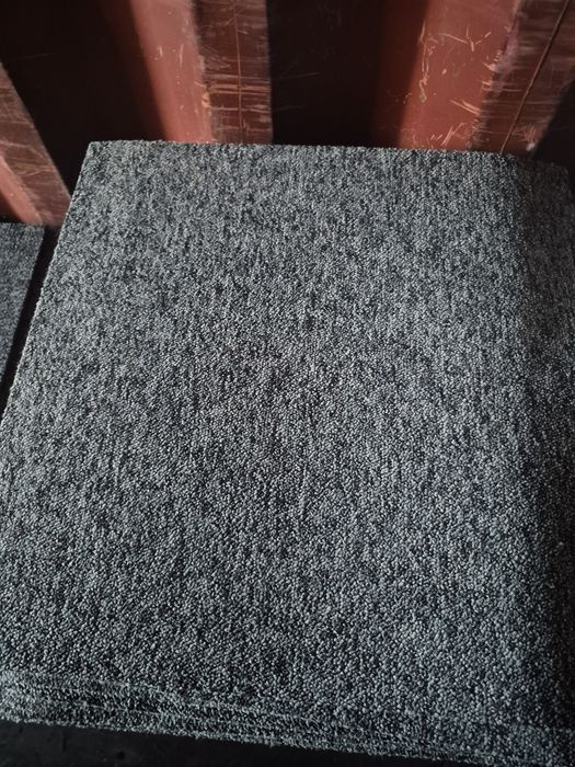 Wykładzina Dywanowa około 60m2