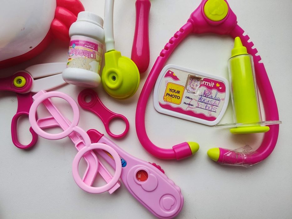 Ціна за все, крабик для бульок, набір лікаря