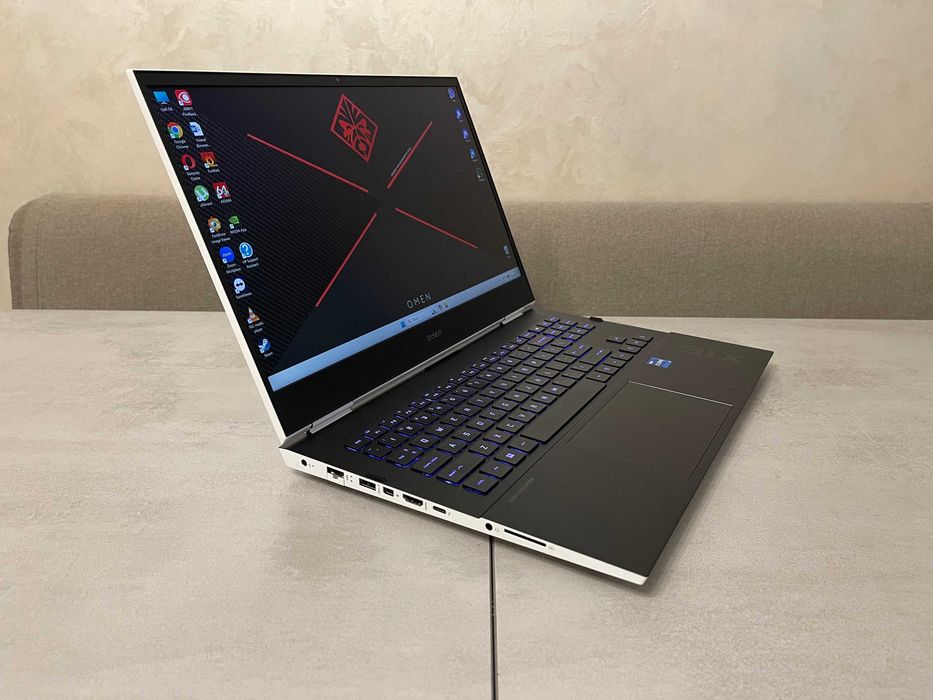 Ігровий ноутбук HP Omen/16,1" 2K 165Hz/i7-11800H/16GB/1TB/RTX 3070 8GB