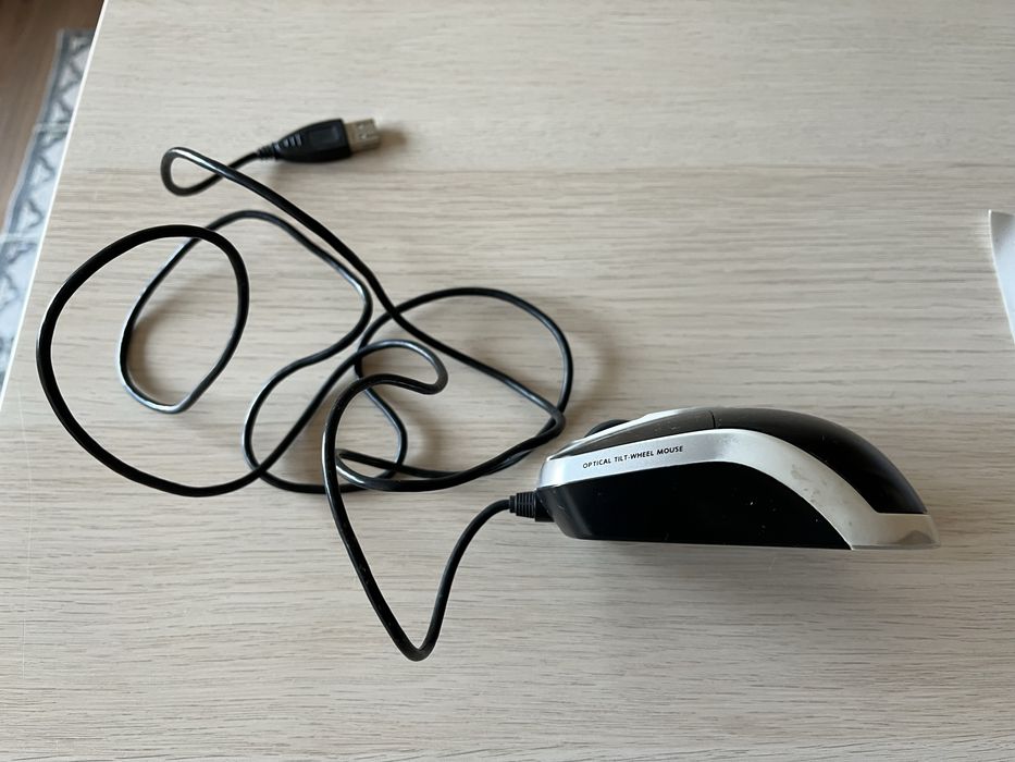 Rato óptico Toshiba