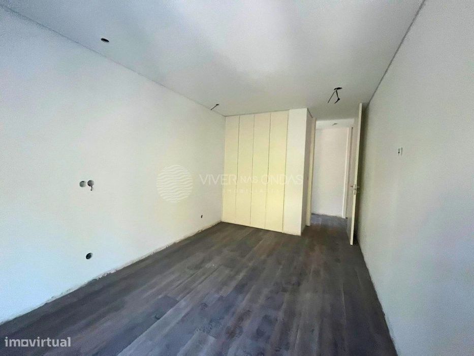 Apartamento T2 com 81m2, inserido em empreendimento exclusivo, na C...
