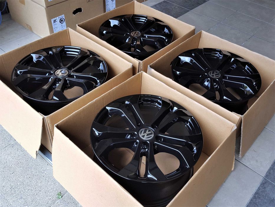 Alufelgi 17 5x112 VW Passat Touran Jetta Caddy T-Roc Arteon Golf Czarne ! 895#