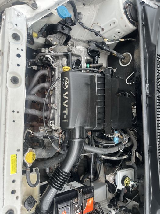Toyota  yaris 1.0