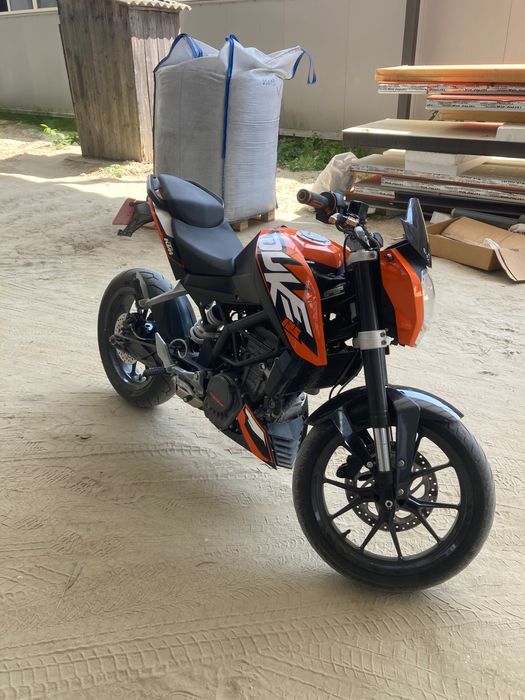 KTM duke 125 кубів