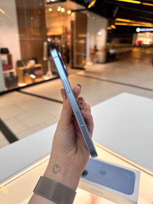 iPhone 17 256 GB Mist Blue eSIM | Idealny na wakacje!