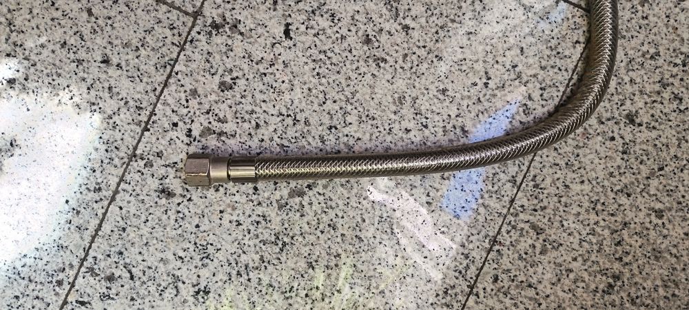 Wąż do  kuchenki gazowej i zawór i zawór