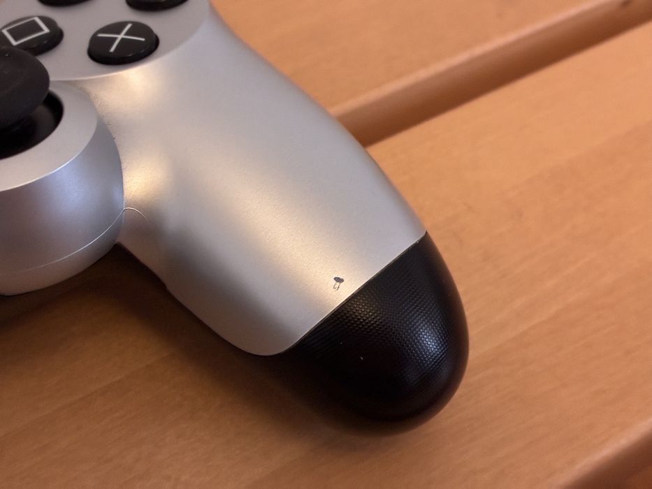 Playstation 4 Slim GT Edition