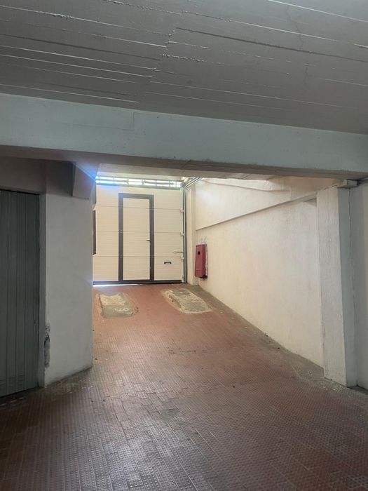 Garagem Feijo (junto ao Forum Almada)