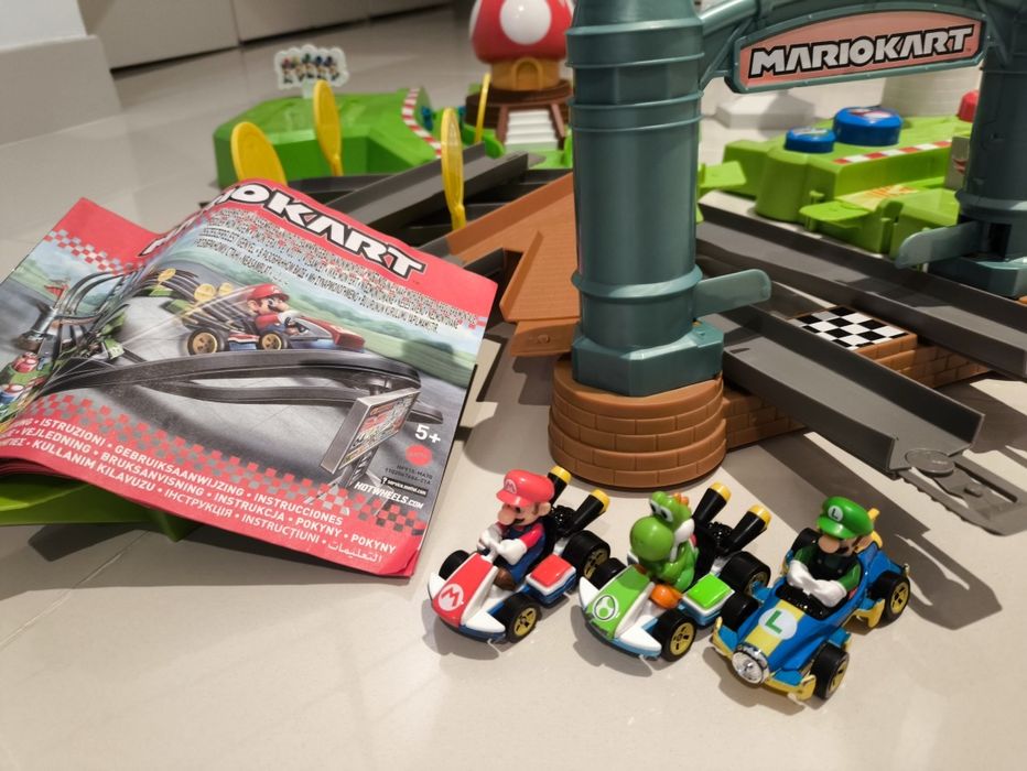 Pista corrida Mario Kart da Mattel