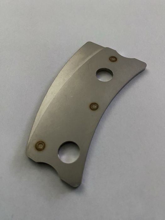 Wyrzutnik M4 nasion kukurydzy nożyk siewnik AEROMAT BECKER 055936