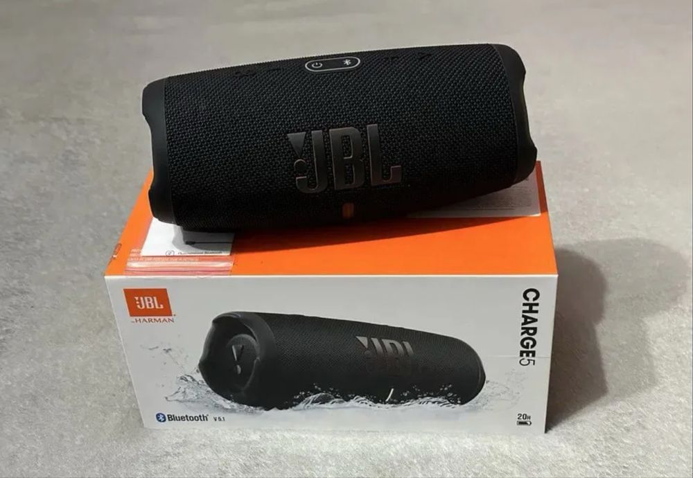Портативная колонка JBL Charge 5 Black