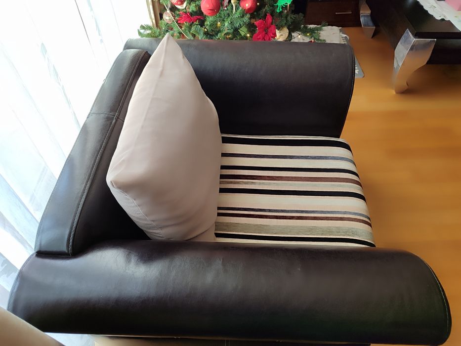 Sofa + 2 fotele – eko skóra, bardzo dobry stan