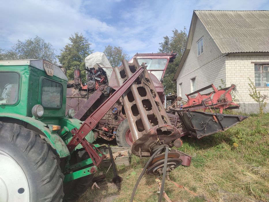 Погрузчик на задняю навіску трактора МТЗ ЮМЗ Т-40