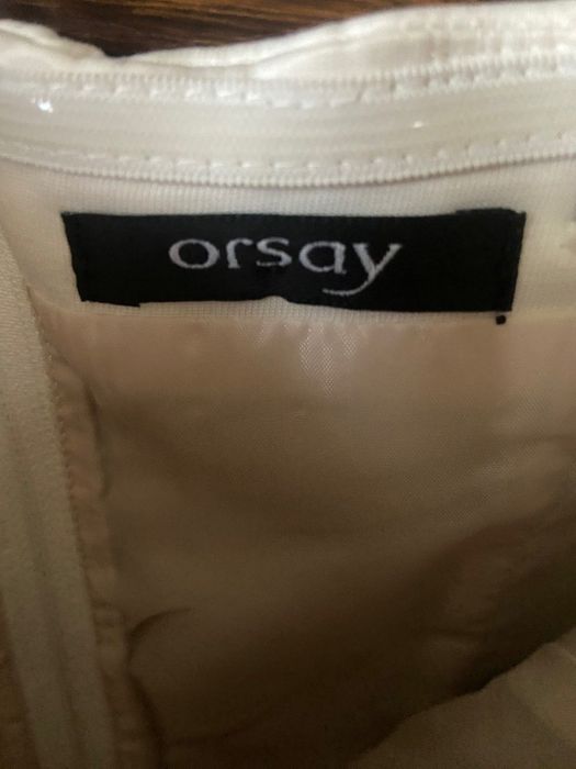 Сукня жіноча світла