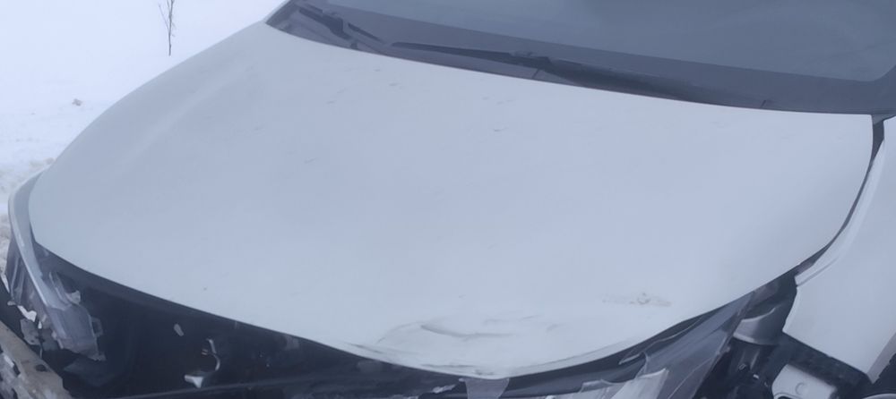 Maska toyota corolla e21