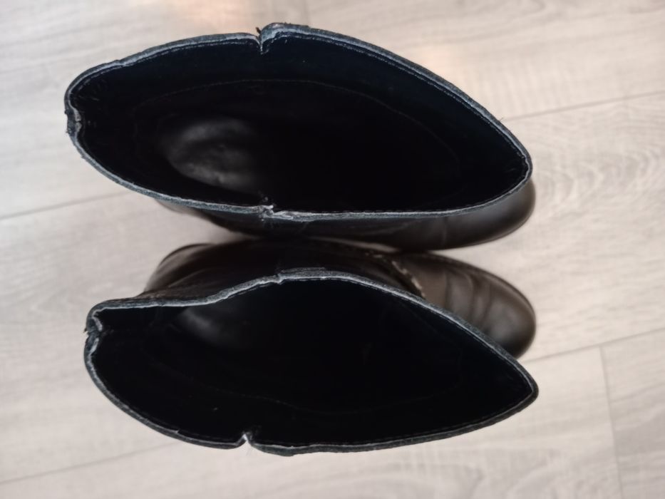 Botki, pòłbuty r.37-38 wkł.24cm