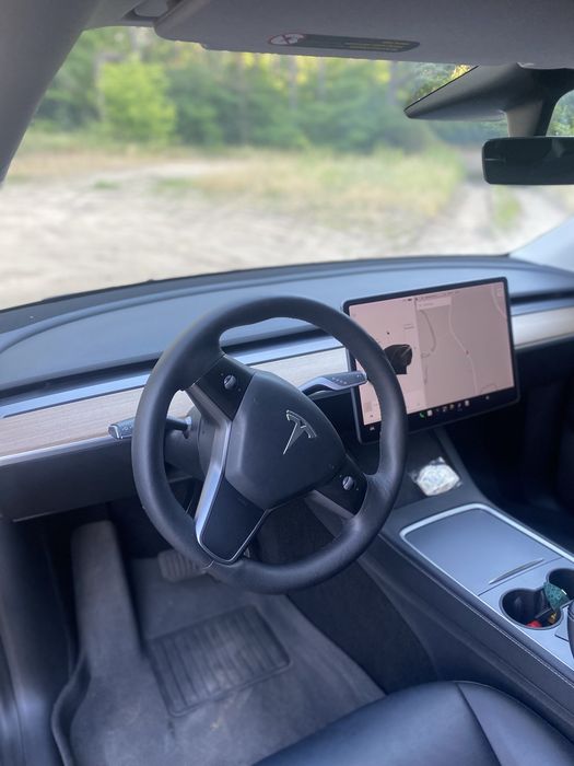 Продам Tesla model Y!