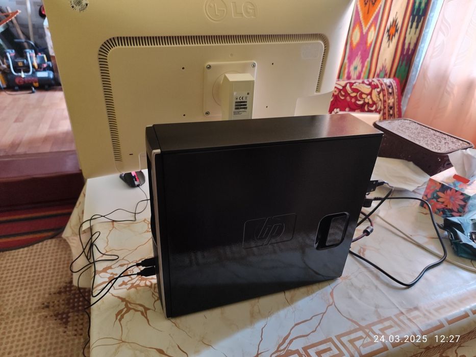 продам комплект компютер для роботи і не мочних ігор