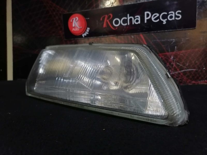 Ótica Esq Peugeot 106 I (1A, 1C)