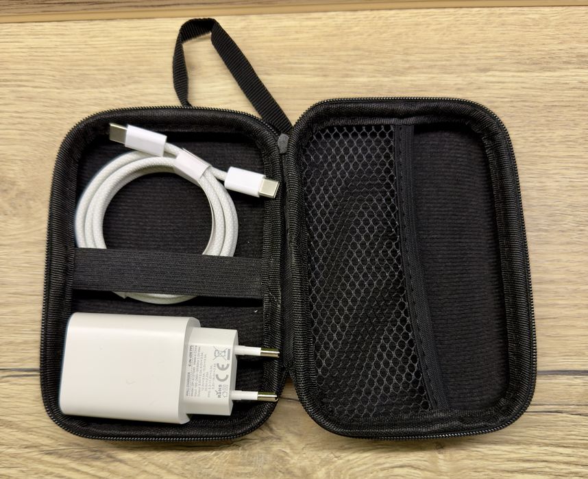 Зарядка KUXIU Gan 45W + Кабель Type-C - Type-C + Чохол