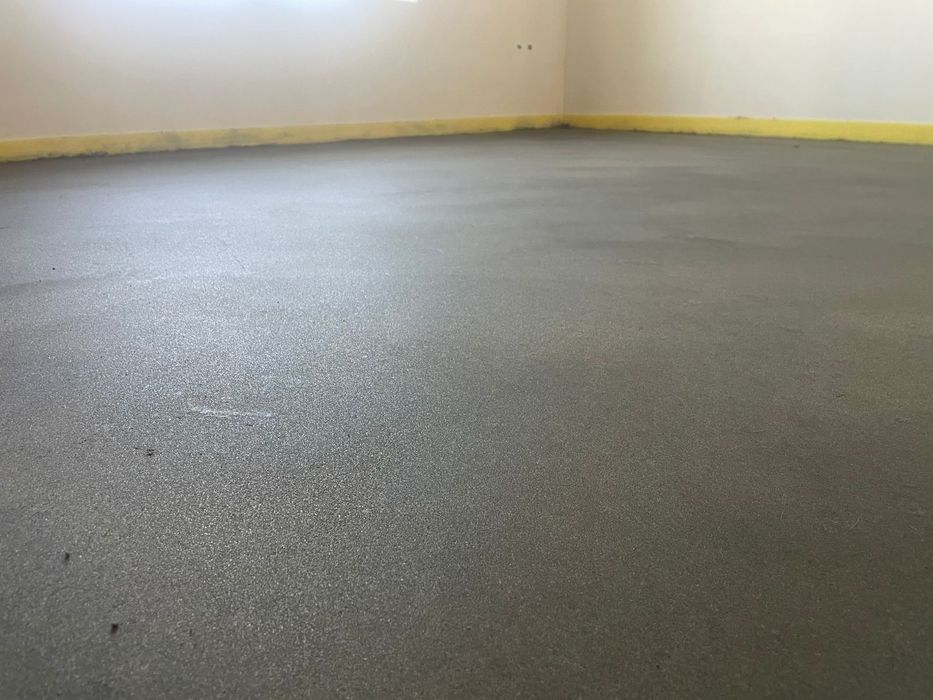 Стяжка Підлоги . Напівсуха стяжка