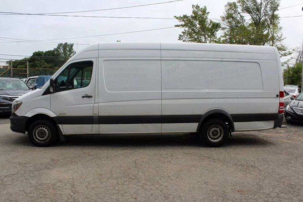 Mercedes-Benz Sprinter      2015