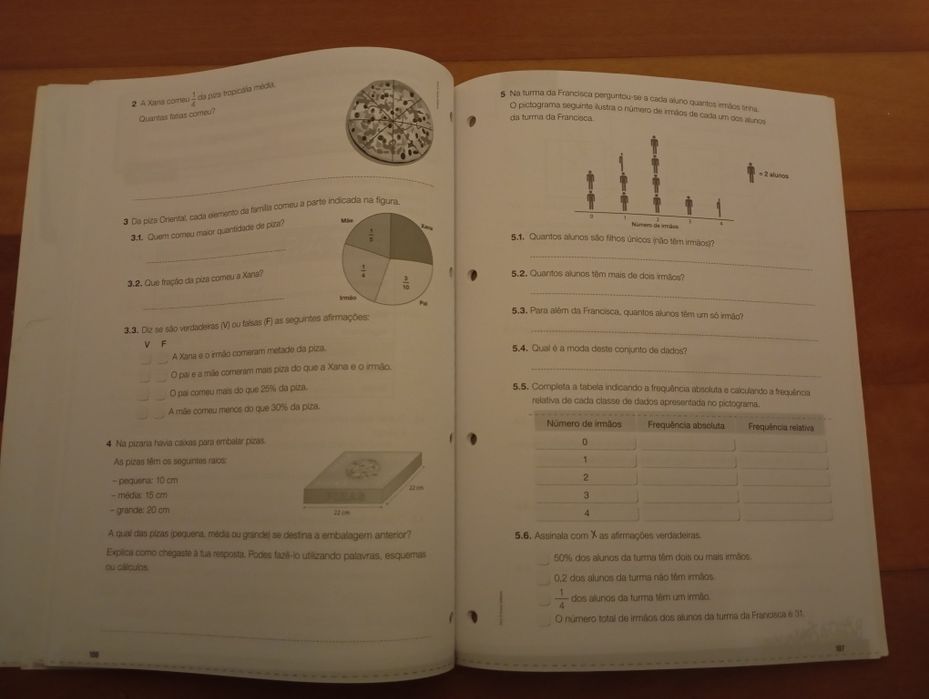 Livro escolar de fichas