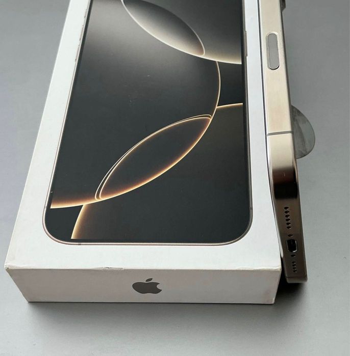 iPhone 16 Pro Max