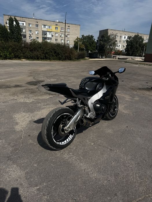Honda CBR 1000 RR 2011-2013р.Официал.