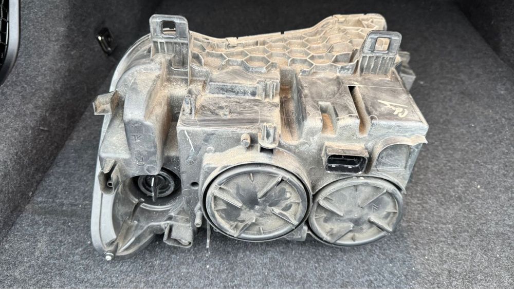 Ліва фара галоген BMW X3 F25 USA  бмв Х3 ф 25 США рестайлінг 7334073