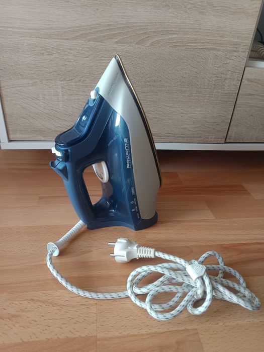 Ferro Rowenta efective anticalc64729816159234124