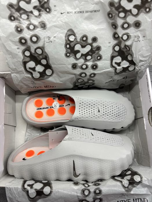 Klapki nike mind 001