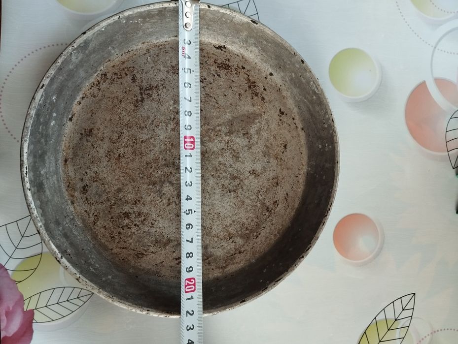 Пательня, сковорідка.