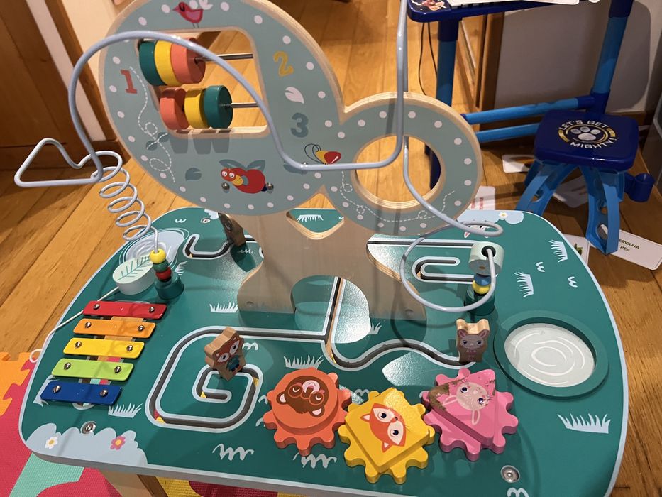 Brinquedo para crianças até 4 anos em madeira