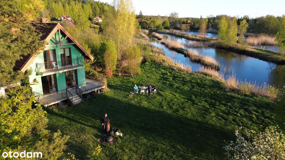 Dom nad jeziorem, na odludziu, ale ze światłowodem. Brzeźno Łyńskie