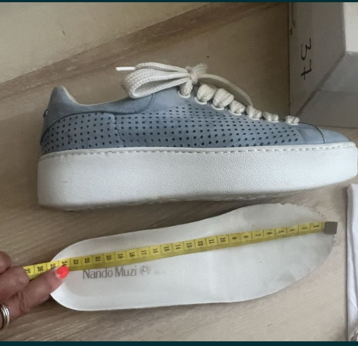 Nike Lebron James  Кросовки размер 37, 38,5 38 длина 24см 5,5