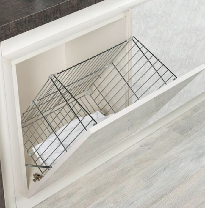 Кошик для білизни "Starax" з кріпленням  на фасад 300 мм хром, S-8121